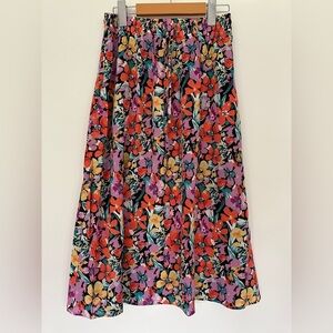 Floral Midi Skirt Elastic Waist A Line Pocket Skirt Multicolor Size M NWT